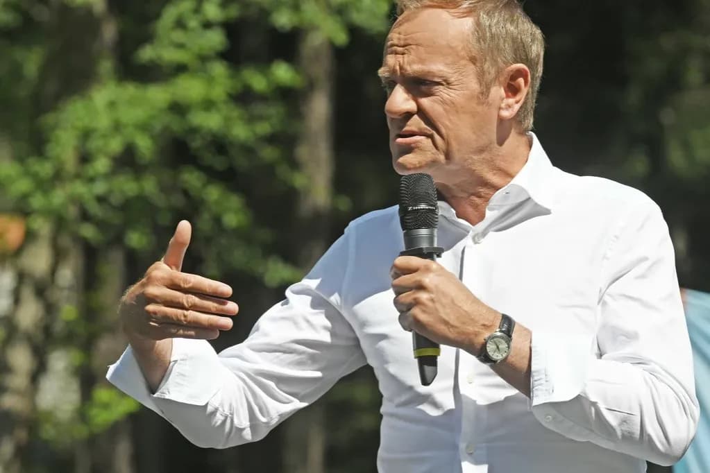 Kiedy Tusk wraca do Polski? Kluczowe informacje o jego powrocie