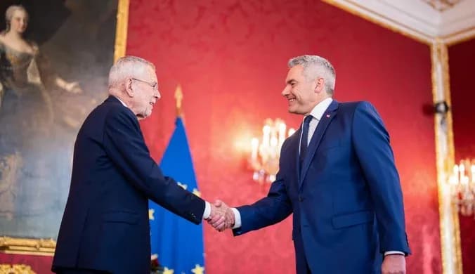 Kto jest prezydentem Austrii? Poznaj fakty o Van der Bellenie