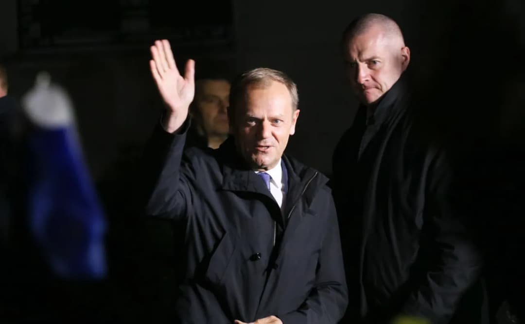 Czy Donald Tusk ma immunitet? Odkryj prawdę o jego ochronie prawnej