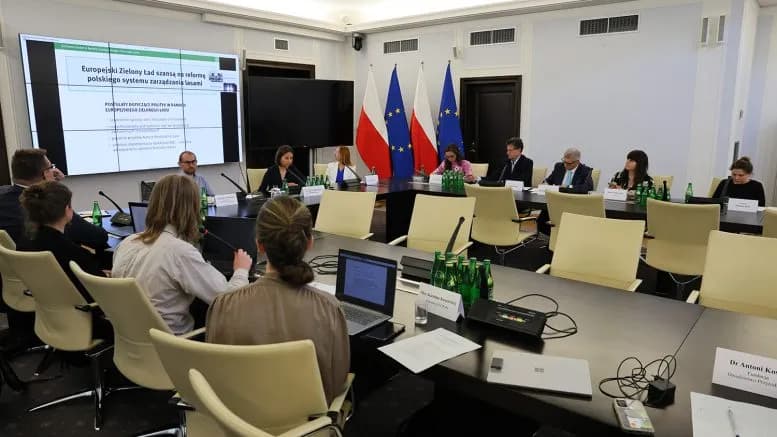 Co słychać w sejmie? Kluczowe tematy i kontrowersje, które musisz znać