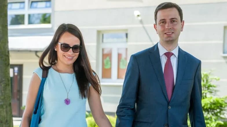 Czy Kosiniak-Kamysz ma drugą żonę? Szokujące szczegóły jego życia prywatnego