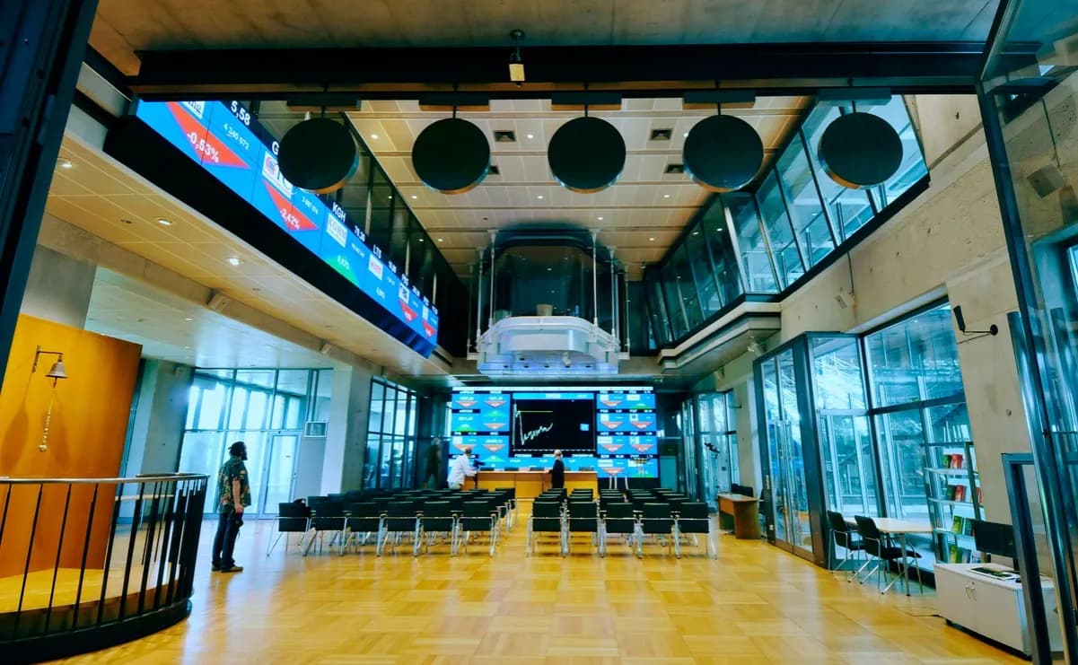 Jakie firmy sprzedał PiS? Zaskakujące fakty o prywatyzacji w Polsce