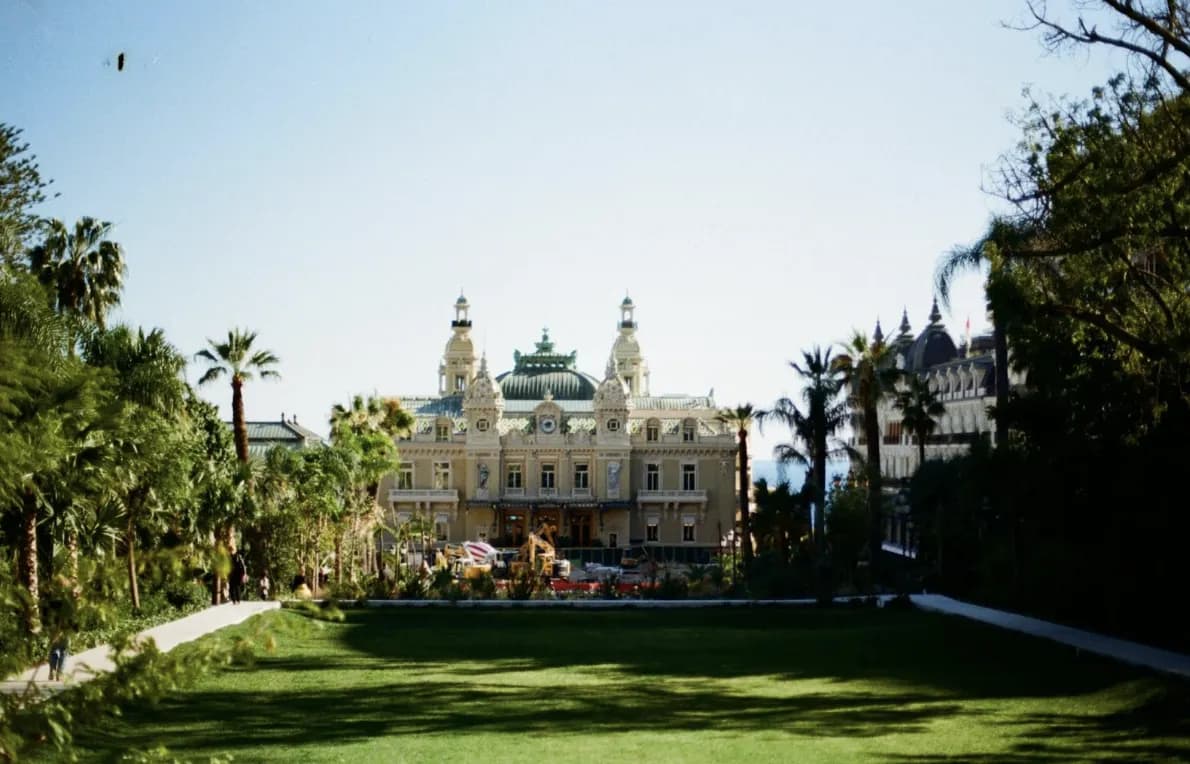 Monte Carlo – rozrywka, luksus oraz elegancja w najlepszym wydaniu!