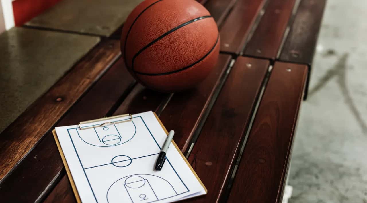 NBA kontra Premier League: gdzie łatwiej przewidzieć wynik?