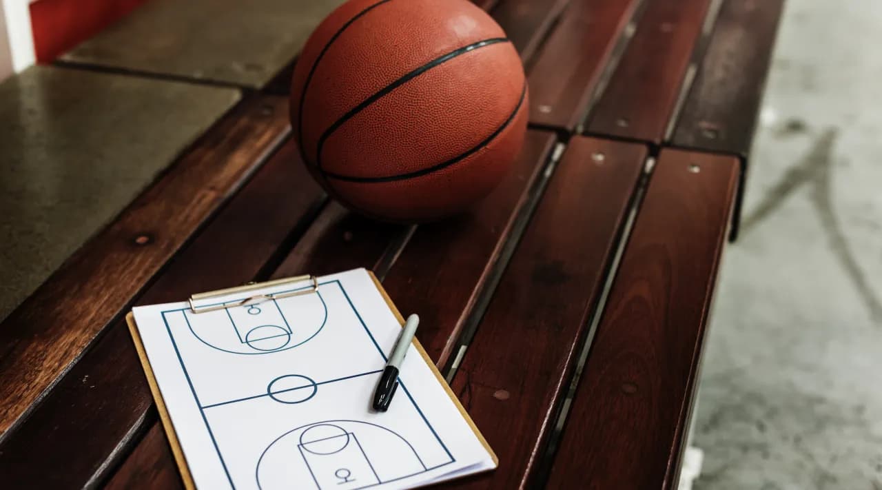 NBA kontra Premier League: gdzie łatwiej przewidzieć wynik?