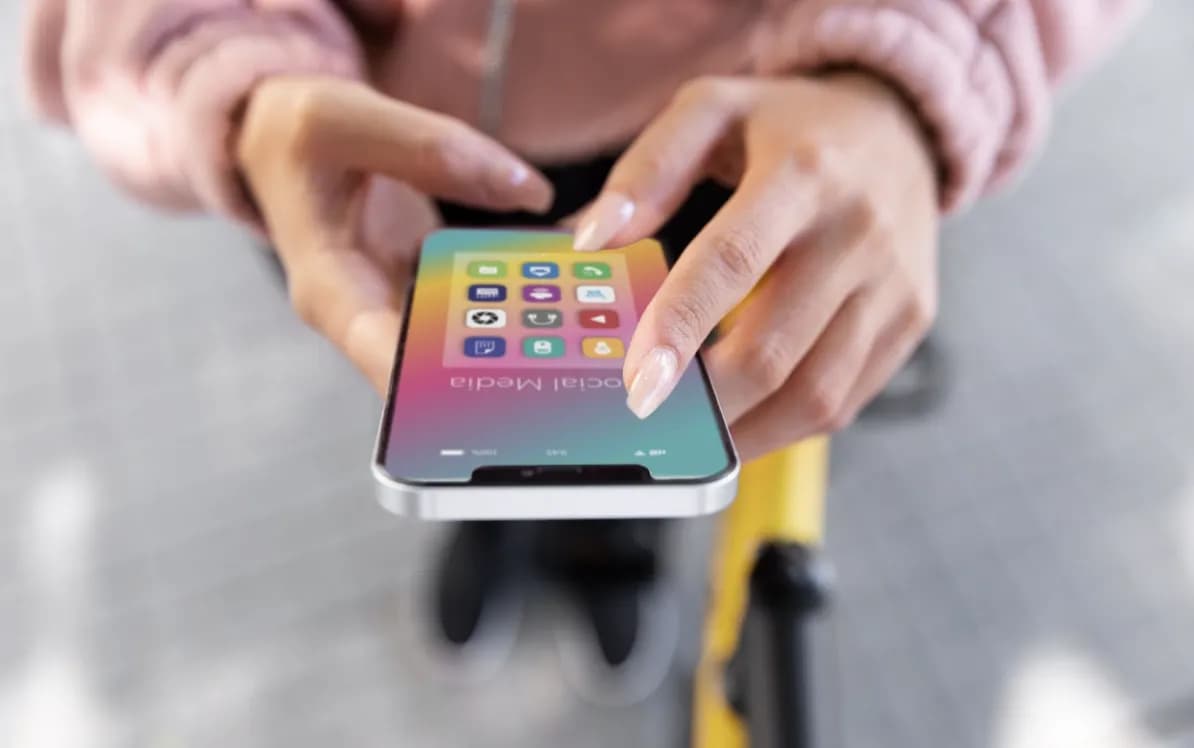 Ekonomia Dopaminy: Dlaczego Każda Aplikacja Walczy o Chemię Twojego Mózgu