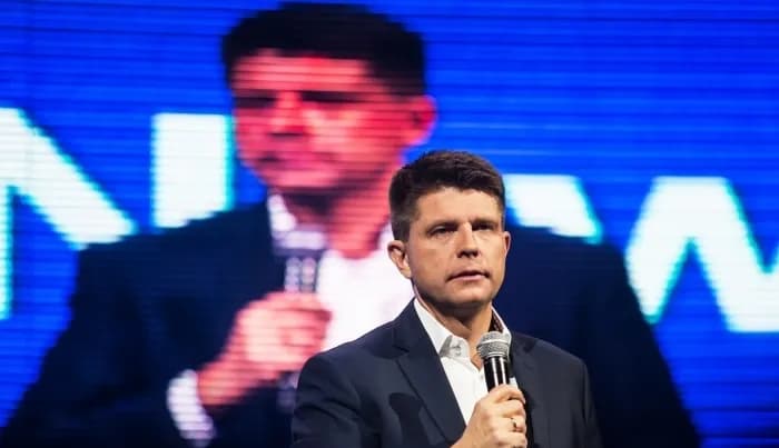 Kto stoi za Petru? Odkryj tajemnice jego politycznego wsparcia