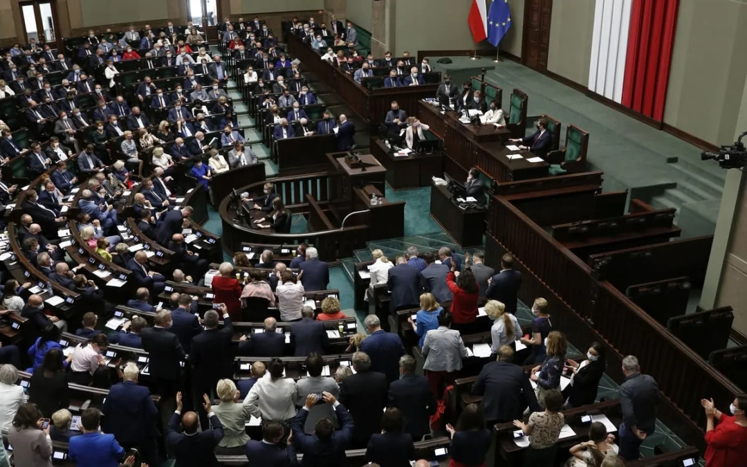 Jakie partie są obecnie w sejmie? Zaskakujące wyniki wyborów