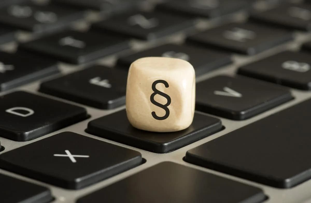 Kogo dotyczy ustawa o przeciwdziałaniu praniu pieniędzy i jakie są konsekwencje?