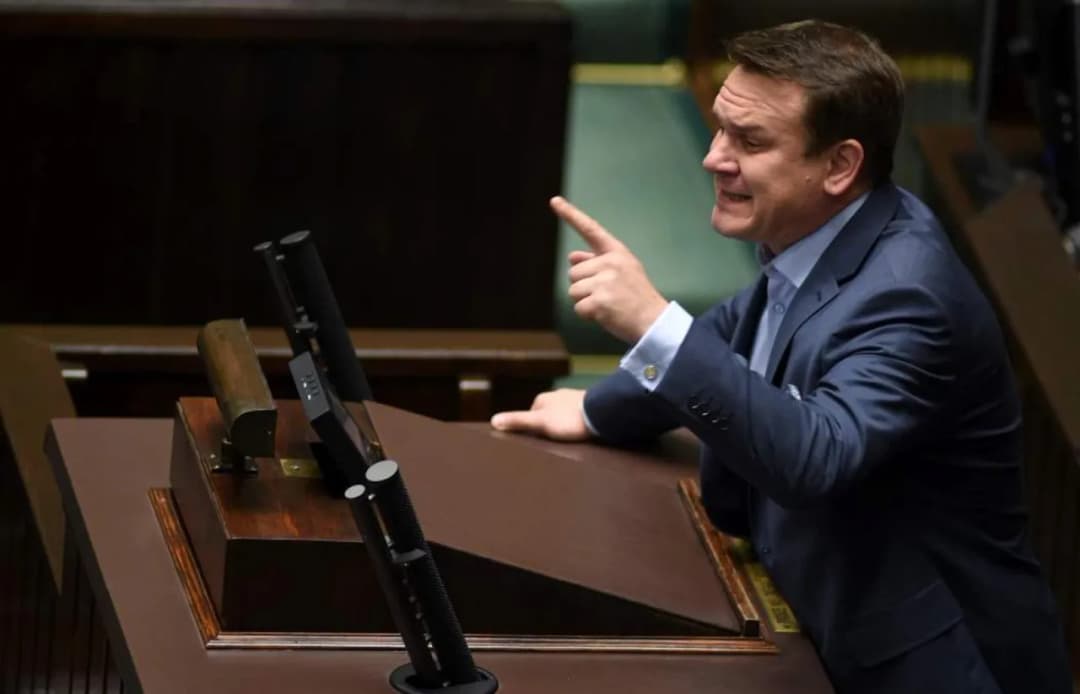 O co chodzi Kaczyńskiemu? Kontrowersje i polityczne plany w tle