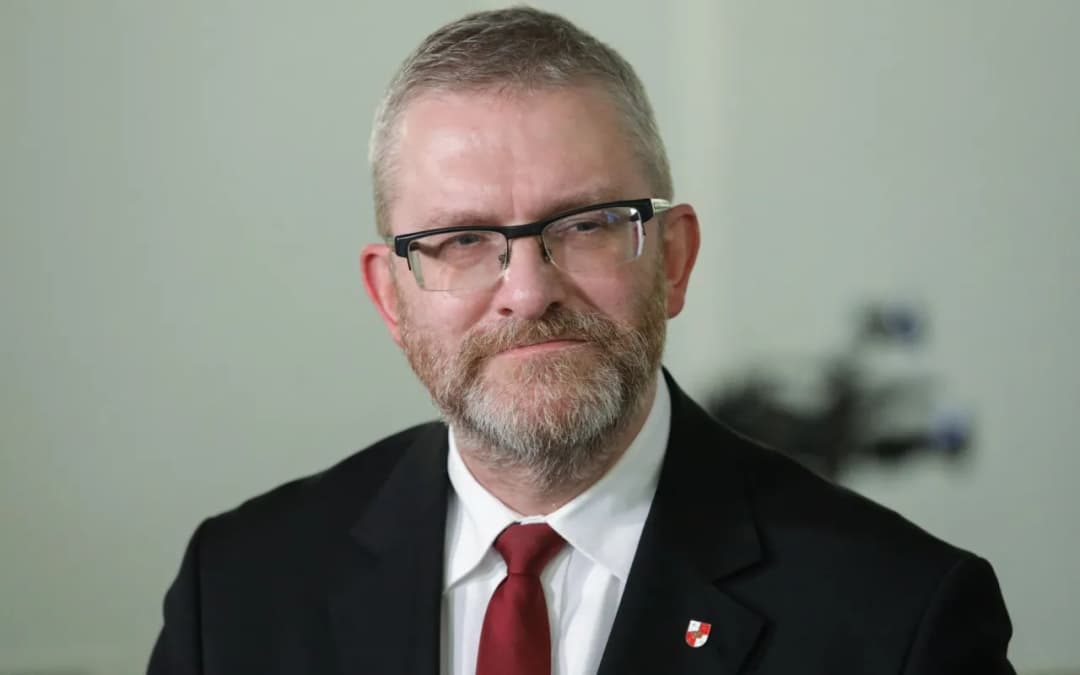 Kto to jest Grzegorz Braun? Kontrowersje i osiągnięcia polityka