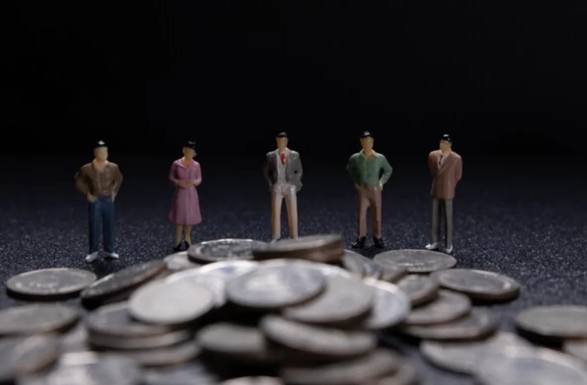 Polityka i publiczne wydatki: Jak Polacy rozliczają władze w erze cyfrowej