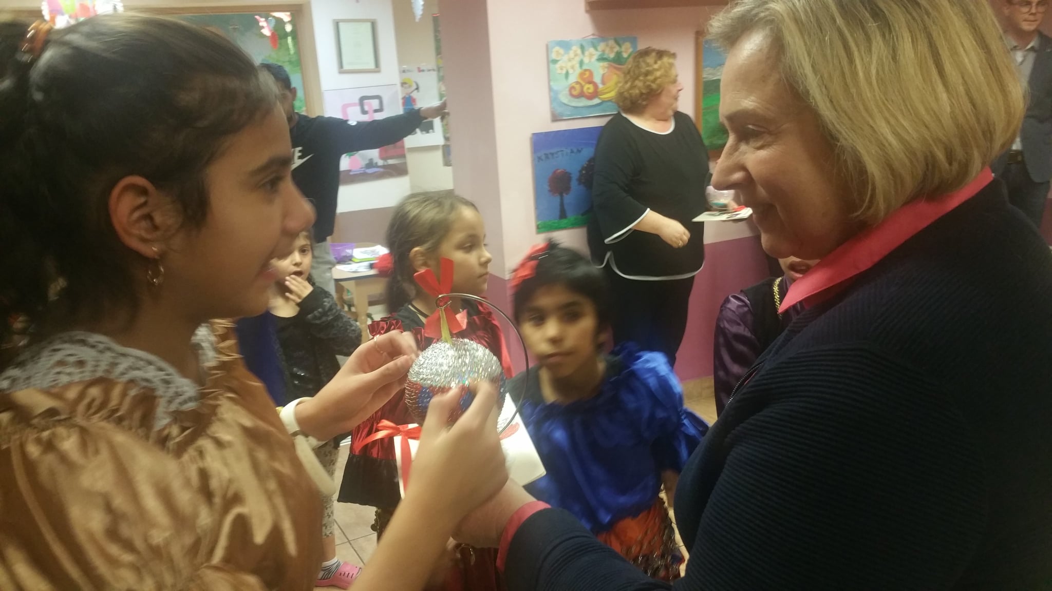 Wizyta w świetlicy integracyjnej dla dzieci romskich w Nowym Sączu